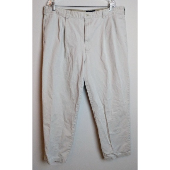 Eddie Bauer Relaxed Fit Pleated Khaki Pants. Men's 40x30. Brown - Picture 1 of 6